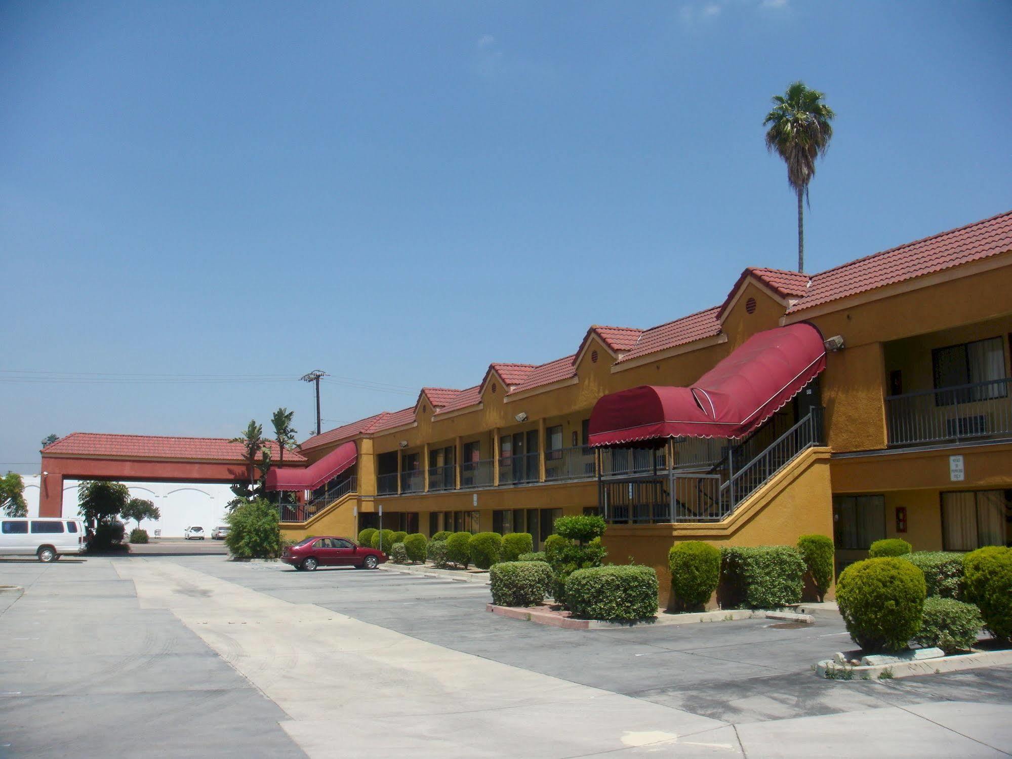 Budget Inn La Puente Exterior photo